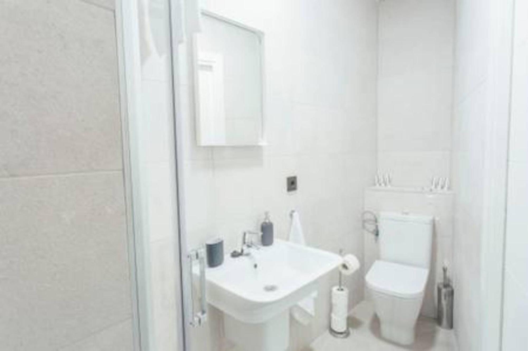 Cozy And Functional- 2Bd 1Bth - Alfalfa Sevilla Bagian luar foto
