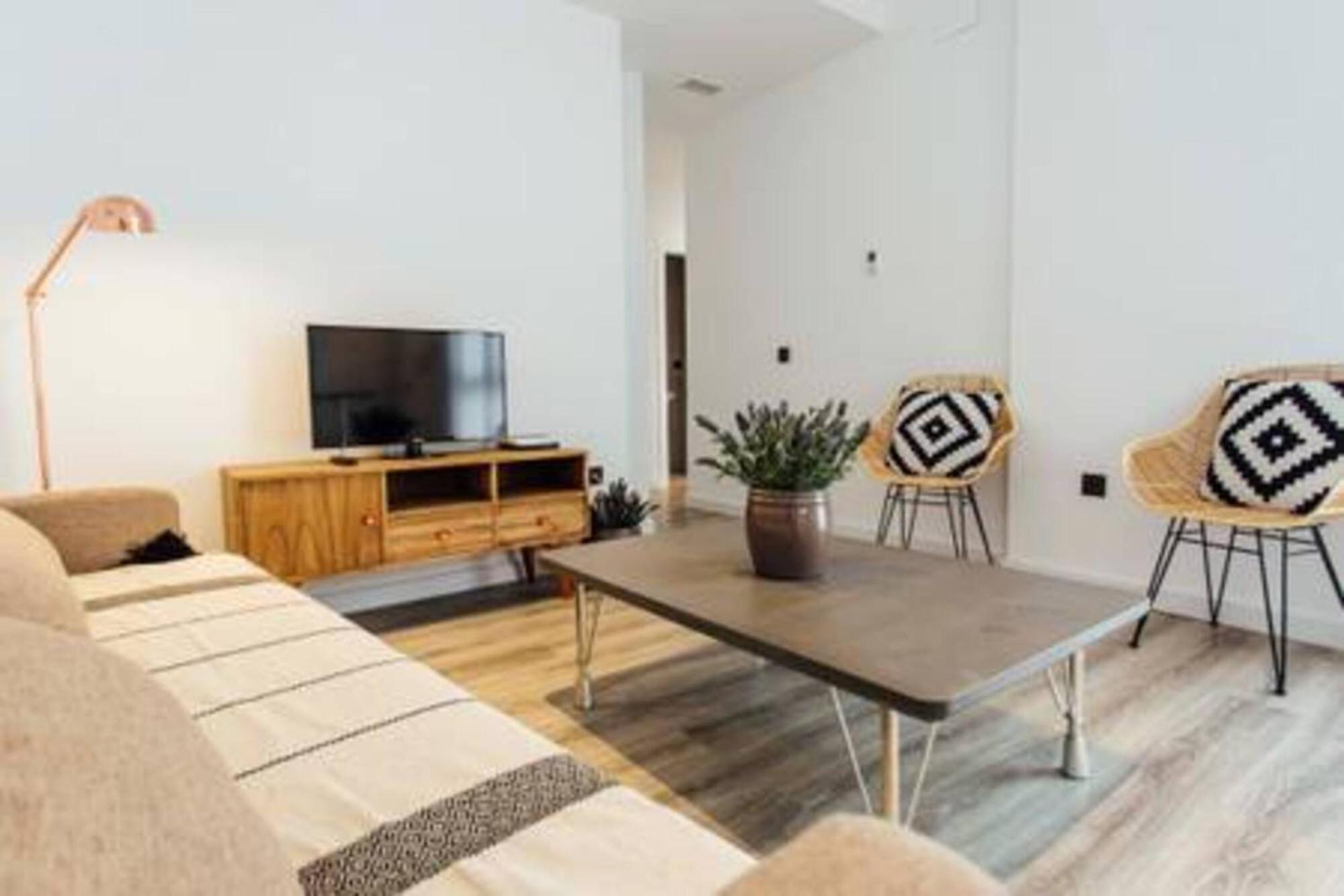 Cozy And Functional- 2Bd 1Bth - Alfalfa Apartment Sevilla Bagian luar foto